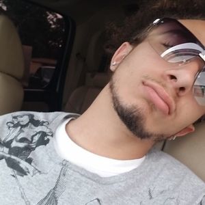 Meet your Posher, Micah